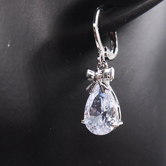 ⭐Bundle Sale⭐ 4Pc. Waterdrop Diamond Earrings and Necklace Set Sterling Silver - Picture 7 of 7